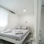 Blue Eden In Old Town Private Penthouse Appartamento