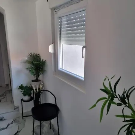Blue Eden In Old Town Private Penthouse Zadar