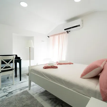 Apartment Blue Eden In Old Town Private Penthouse Zadar