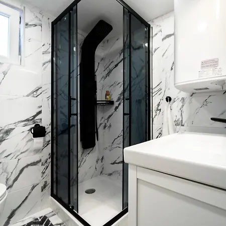Blue Eden In Old Town Private Penthouse *